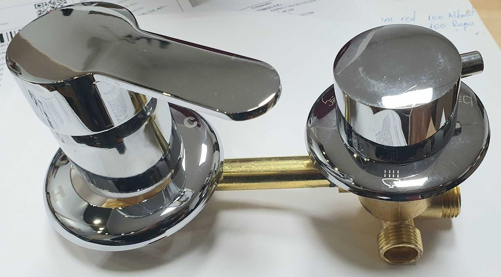 Baterie cabina dus 3 iesiri filet stut 10cm 12.5cm