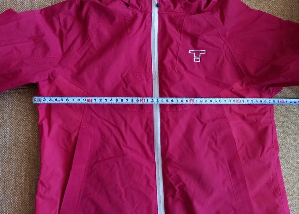 Tenson Lucky, Водоустойчиво Дамско яке, размер 36