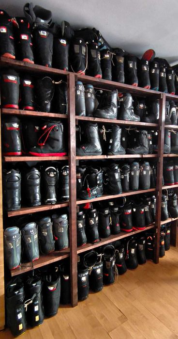 Placa placi snowboard boots casca ochelari