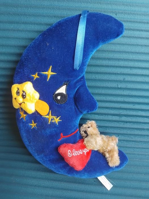 Играчка луна със спящо мече - произведена в Германия!