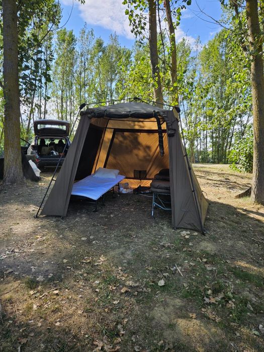 Cort Trakker Gazebo Impecabil cu toate accesoriile