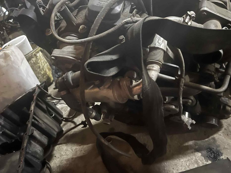 Vand motor cutie si ambreaj bmw provine de pe e 39 merge si pe e 46