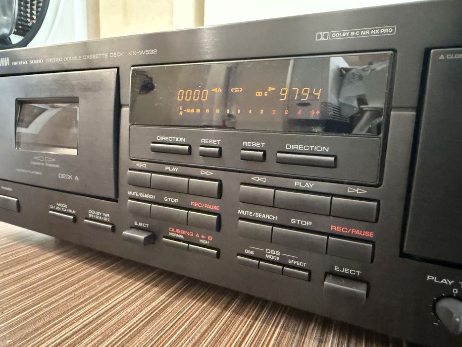 Yamaha KX-W592 Качествен Касетен Дек