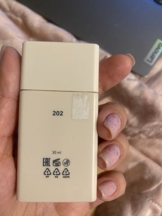 Продается тоналка estee lauder