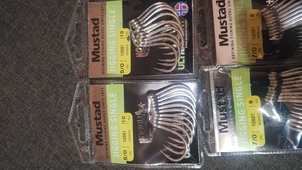 Комплект куки за сом Mustad