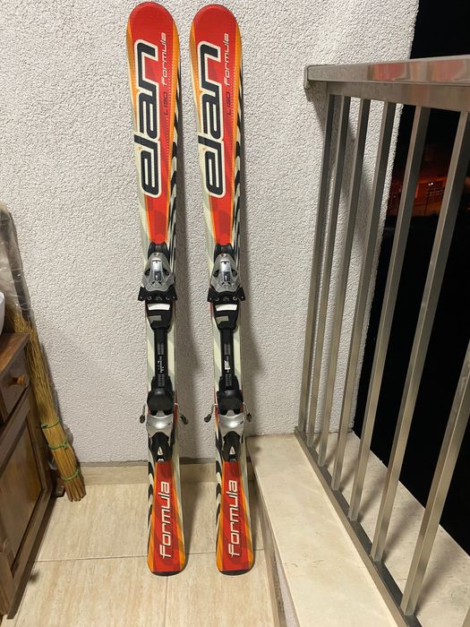 Ски обувки и ски