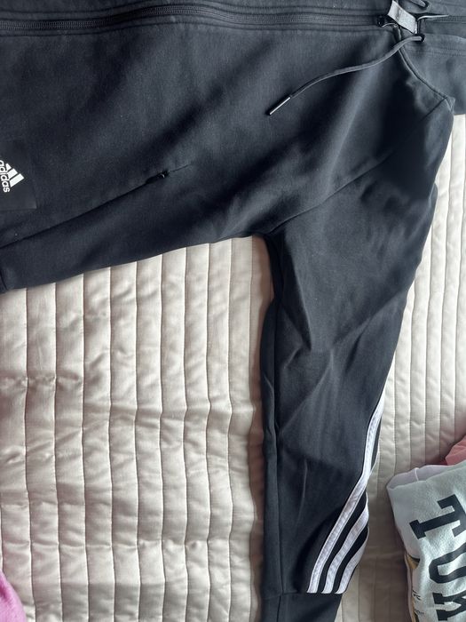 Суитшърт Adidas  размер S