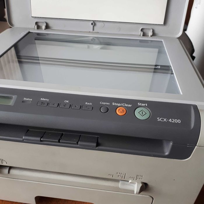 Принтер лазерный принтер SCX4200, XEROX 3040, Epson LQ100