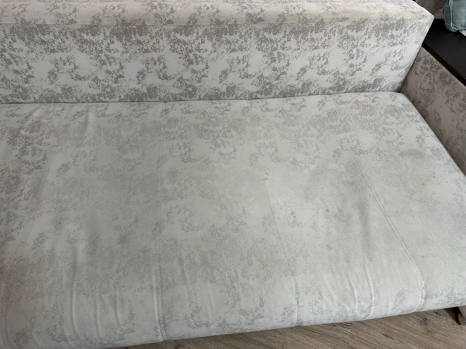 Продам диван недорого