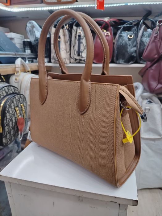 Sumkalar_qizlar_shoshilamiz