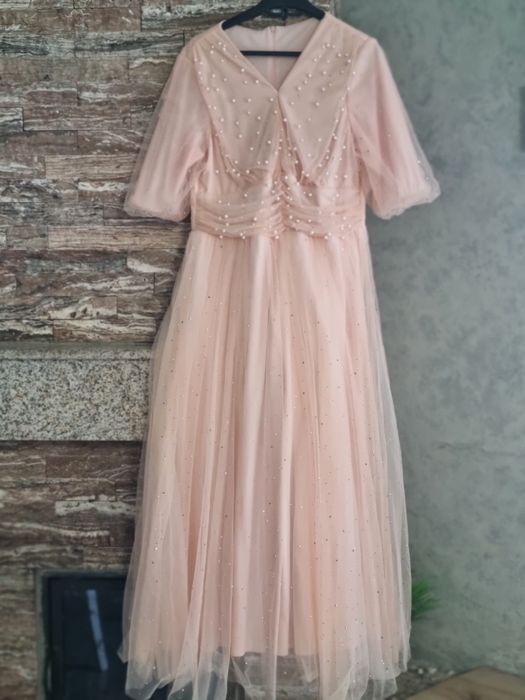Vind rochie eleganta
