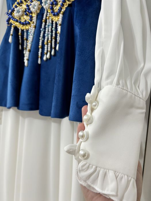 Продам платье и кажекей