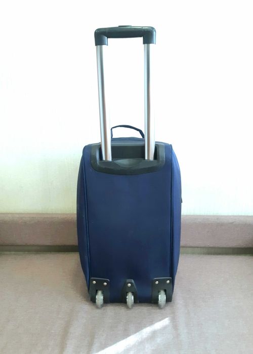 Сумка на колесах