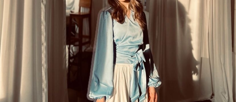 Блузка атлосная