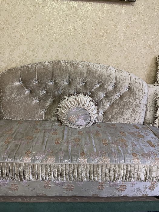 Диваны в комплекте в хорошем состояние