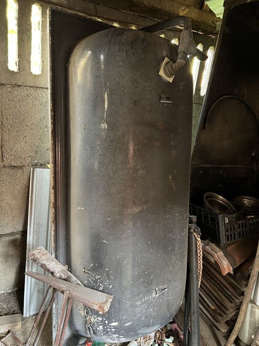 Vand usa metalica apartament, cada dus/baie, boiler, antene satelit