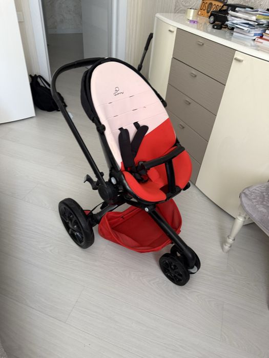 Коляска  Quinny Quinnymooddredblac