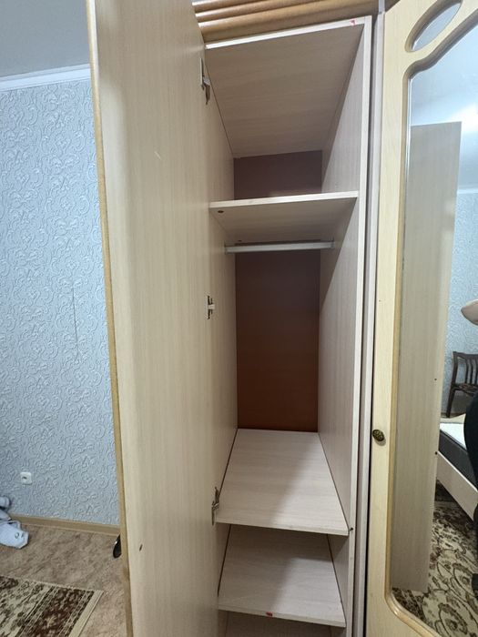 Срочно продам спальный гарнитур