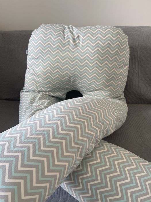 Подушка для беременных в отличном состоянии