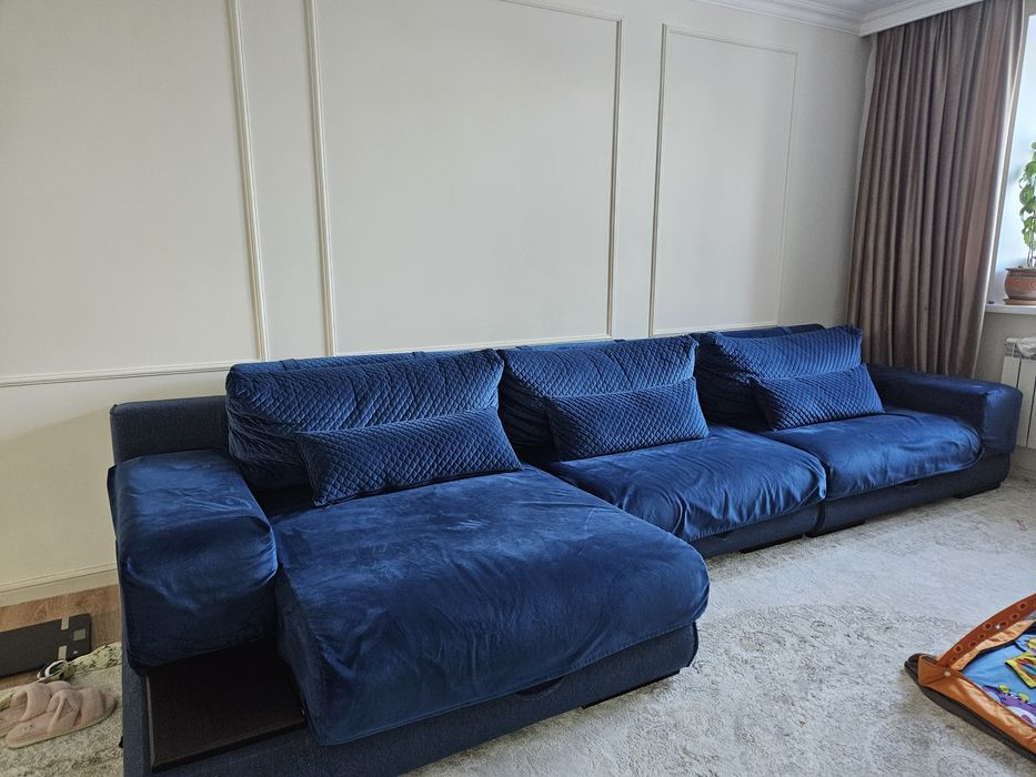 Продам диван 4 м