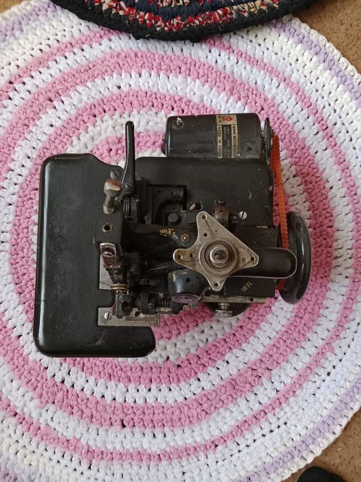 Оверлок. Машинка.