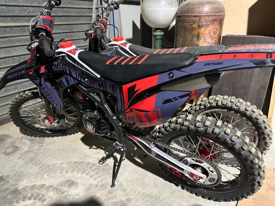 Motocross/ Cross/ Enduro/ Motocicleta/ Moto/Motoreta