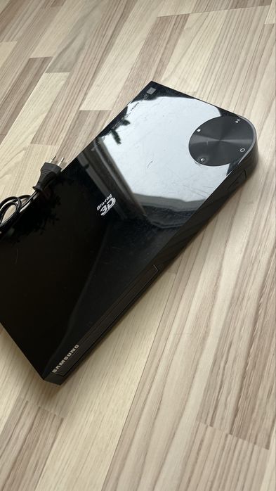 Продам Samsung Blu-Ray 3-D плеер