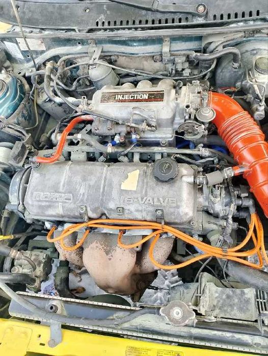 Продам Mazda 323