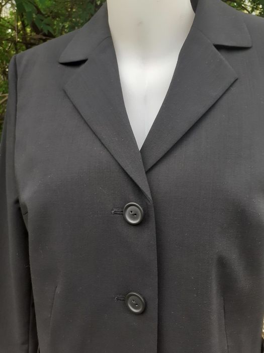 Дамско сако,вталено, делово.Vogue,черно, 40 размер