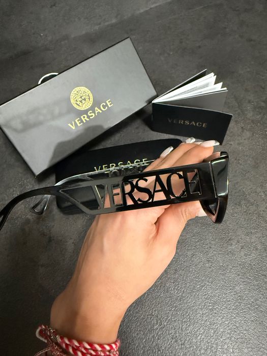 Слънчеви очила Versace