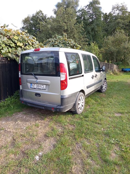 Vând FIAT doblo 1,4