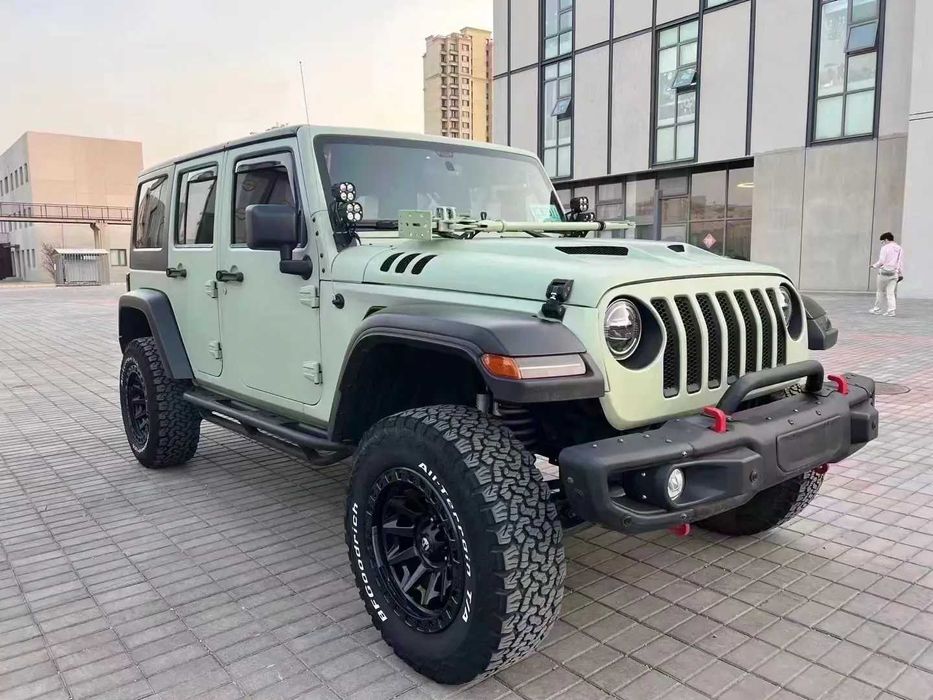 Upgrade extensii aripi de la Wrangler JK 2007-2017 la JL 2017+ cu DRL