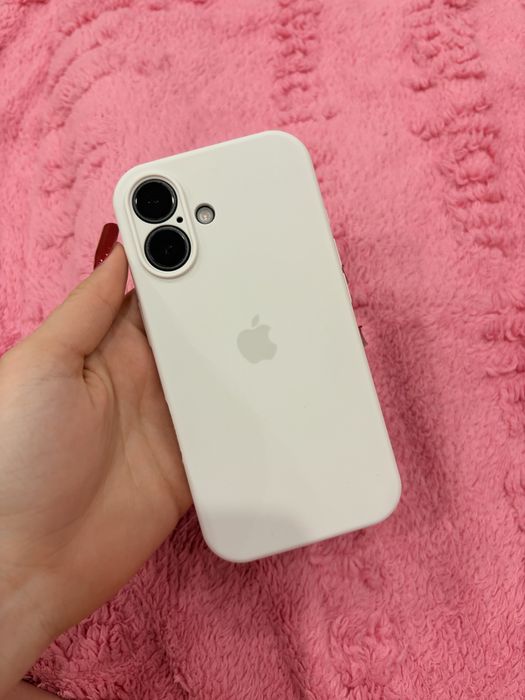 Продам айфон 16