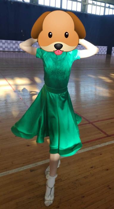 Платье для бальных танцев.