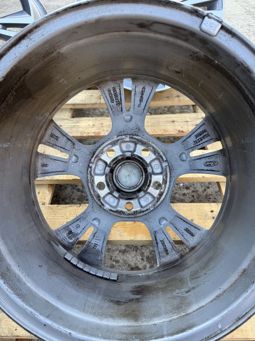 5x108 16 Ford Focus OEM