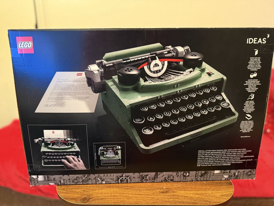 LEGO Ideas - Masina de scris  Typewriter 21327 Nou Sigilat