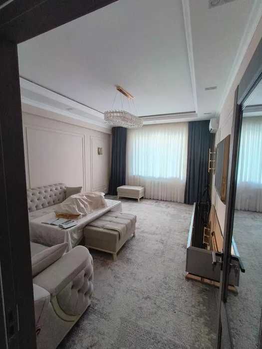 Продается  4х комнатная квартира, Район Сергели, Чайна Хаус, 0837