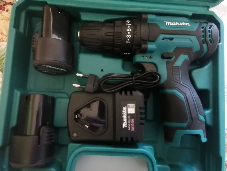 Винтоверт makita