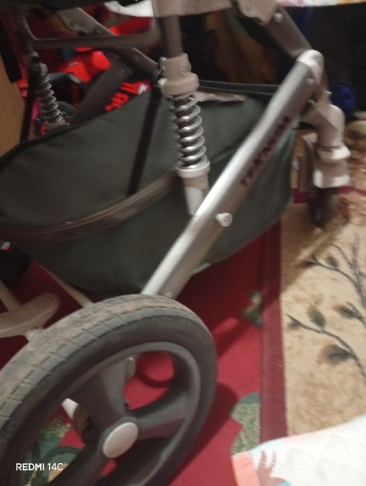 Продам коляску детскую