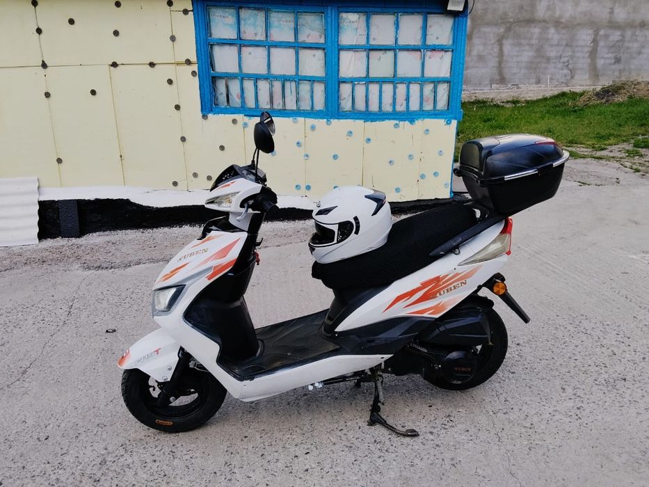 Продам м8 в идеальном состоянии