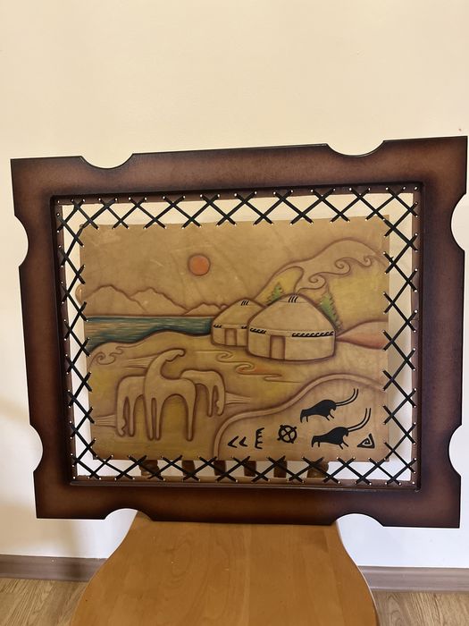 Продам картину кожа, дерево