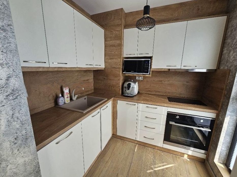 Дава се под наем Двустаен апартамент в София, Малинова долина - 74 кв.м за 899 € - Снимка #4