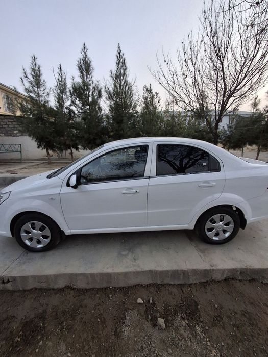 Chevrolet Nexsiya 3