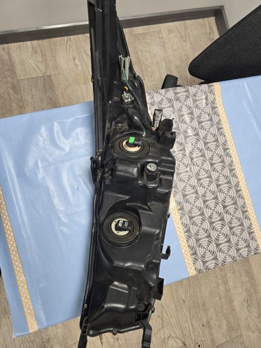 Фары на Toyota Highlander