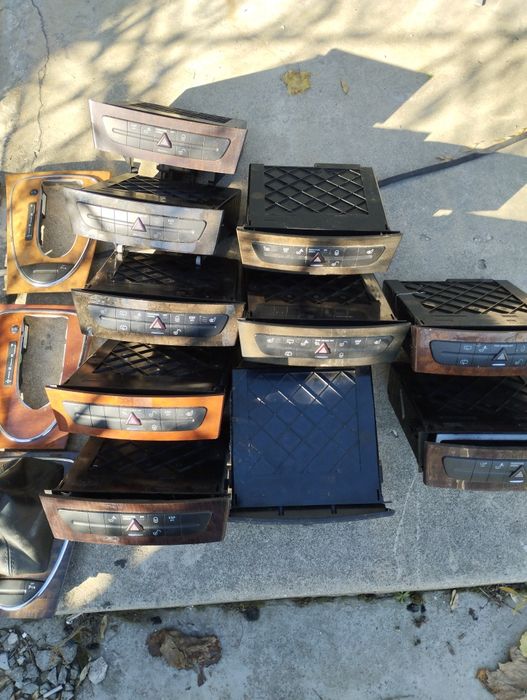 Пепелник, махагон, чейнджър, централна конзола Mercedes