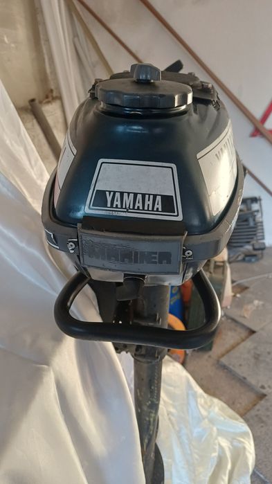 Motor barcă Yamaha Mariner 3.5 CP, pornește și funcționează foarte bine