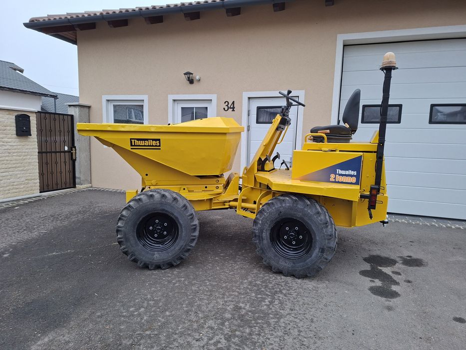 Dumper 2 to,Rotativ si cu lift la 1, 75.Masa proprie 2 to