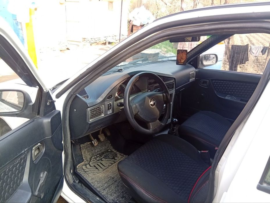 Nexia sons tramblor srochna sotiladi