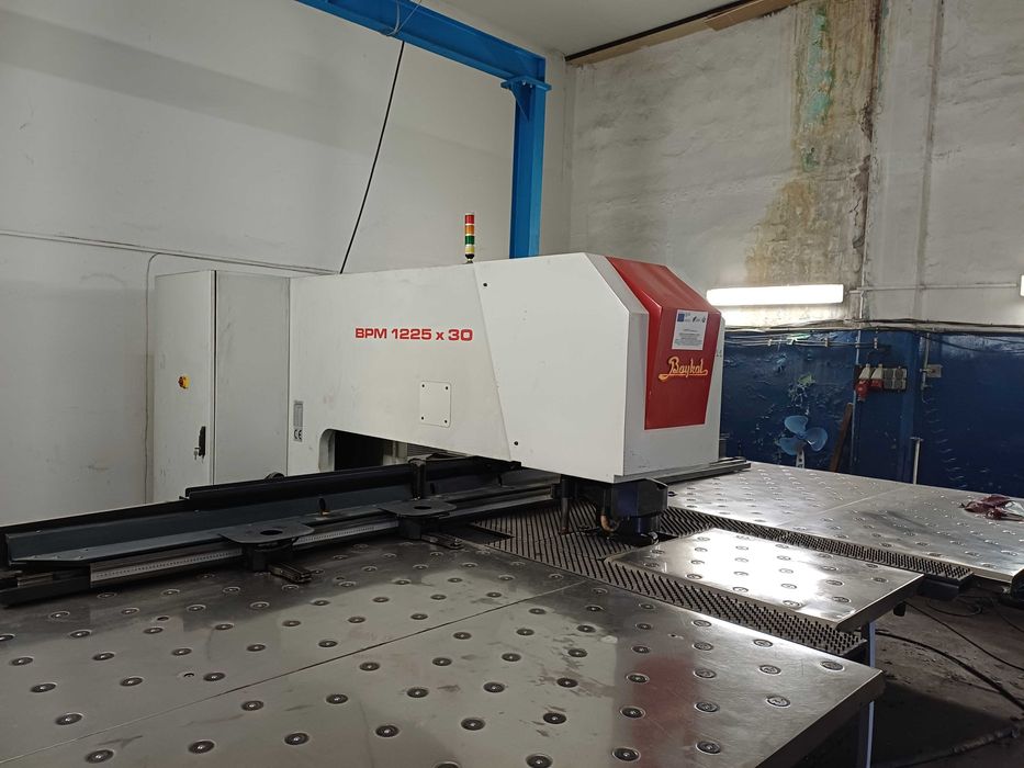 Дава се под наем Промишлена сграда в Пловдив, Индустриална зона - Юг - 1300 кв.м за 4080 € - Снимка #18