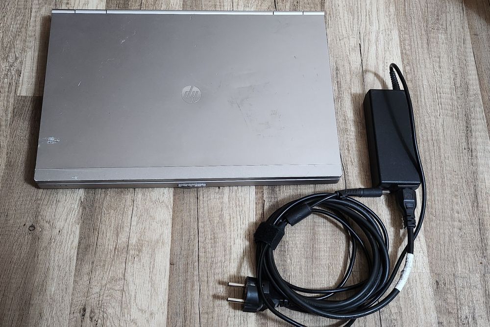 Лаптоп HP i5 EliteBook 8460p